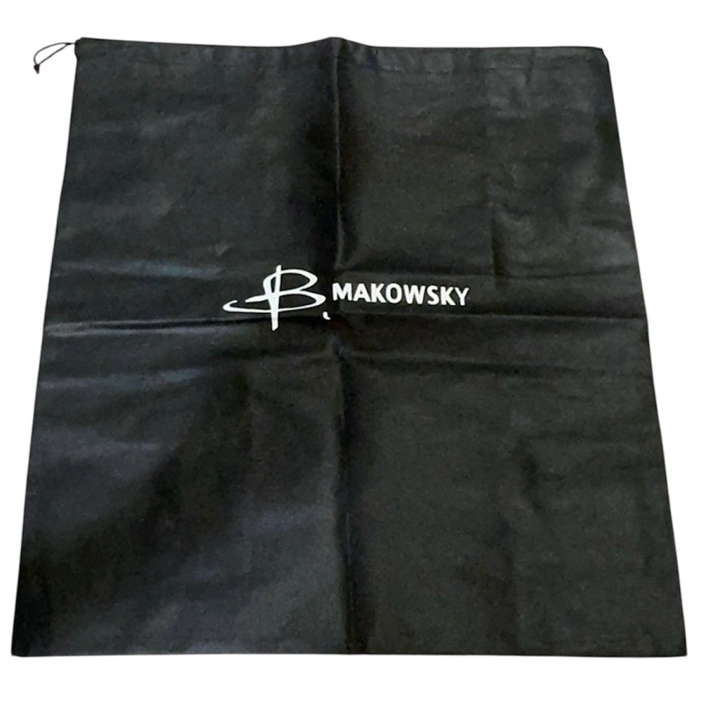 B. Makowsky Black Dust Bag